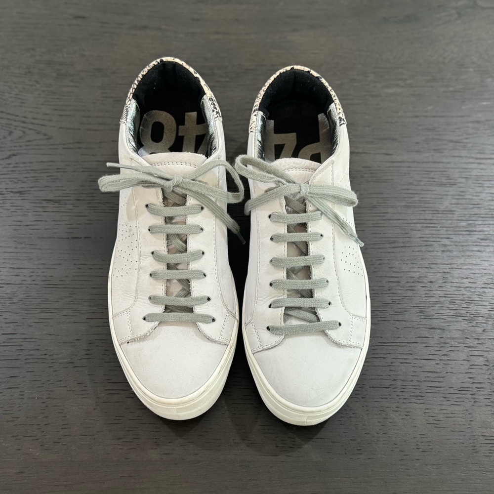 P448 F20 John White and Gray Sneakers